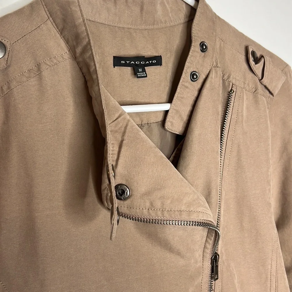 Staccato Beige Cropped bubble Soft Jacket